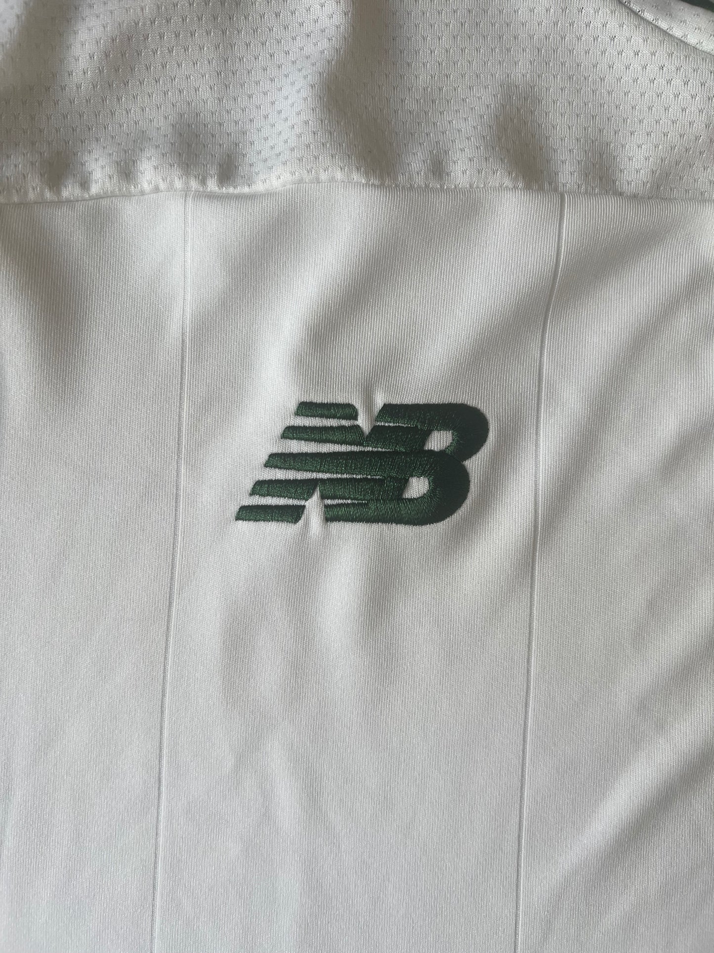 New Balance Ireland Away Jersey 2019-20 Large Sponsorless Version Long Sleeve