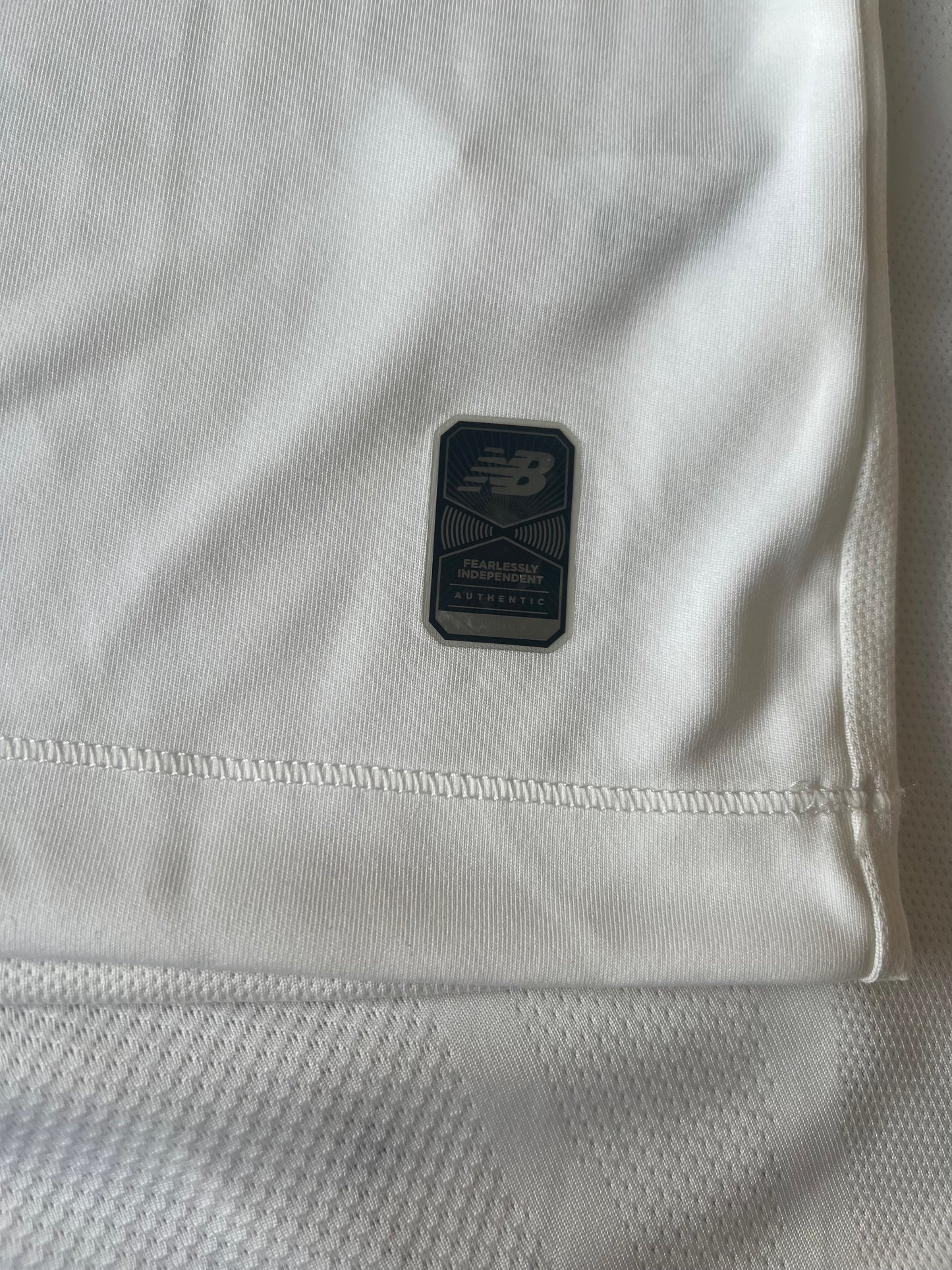 New Balance Ireland Away Jersey 2019-20 Large Sponsorless Version Long Sleeve