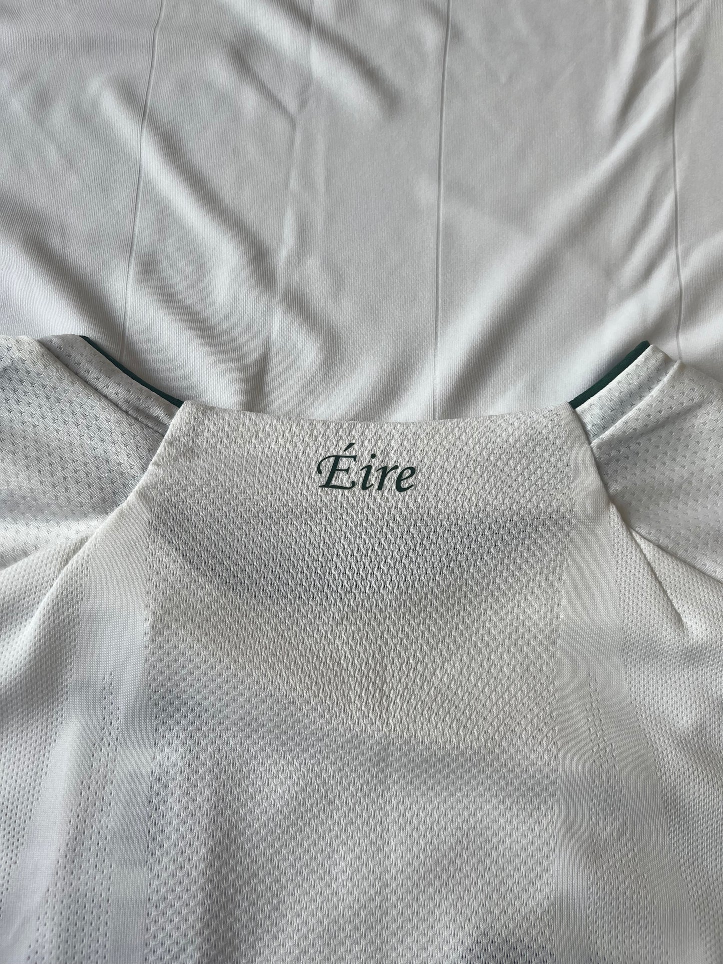 New Balance Ireland Away Jersey 2019-20 Large Sponsorless Version Long Sleeve