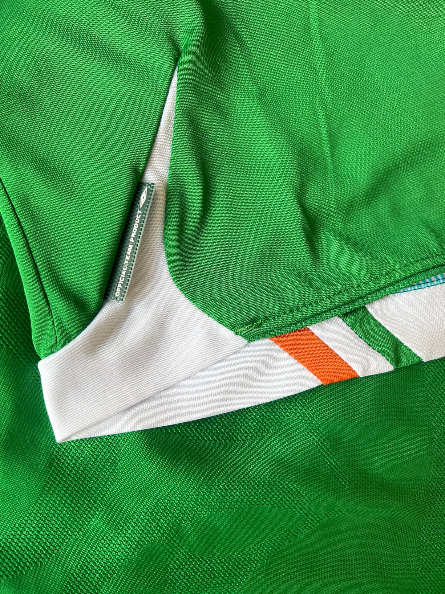 Vintage Umbro Ireland Home Jersey 2006 Small