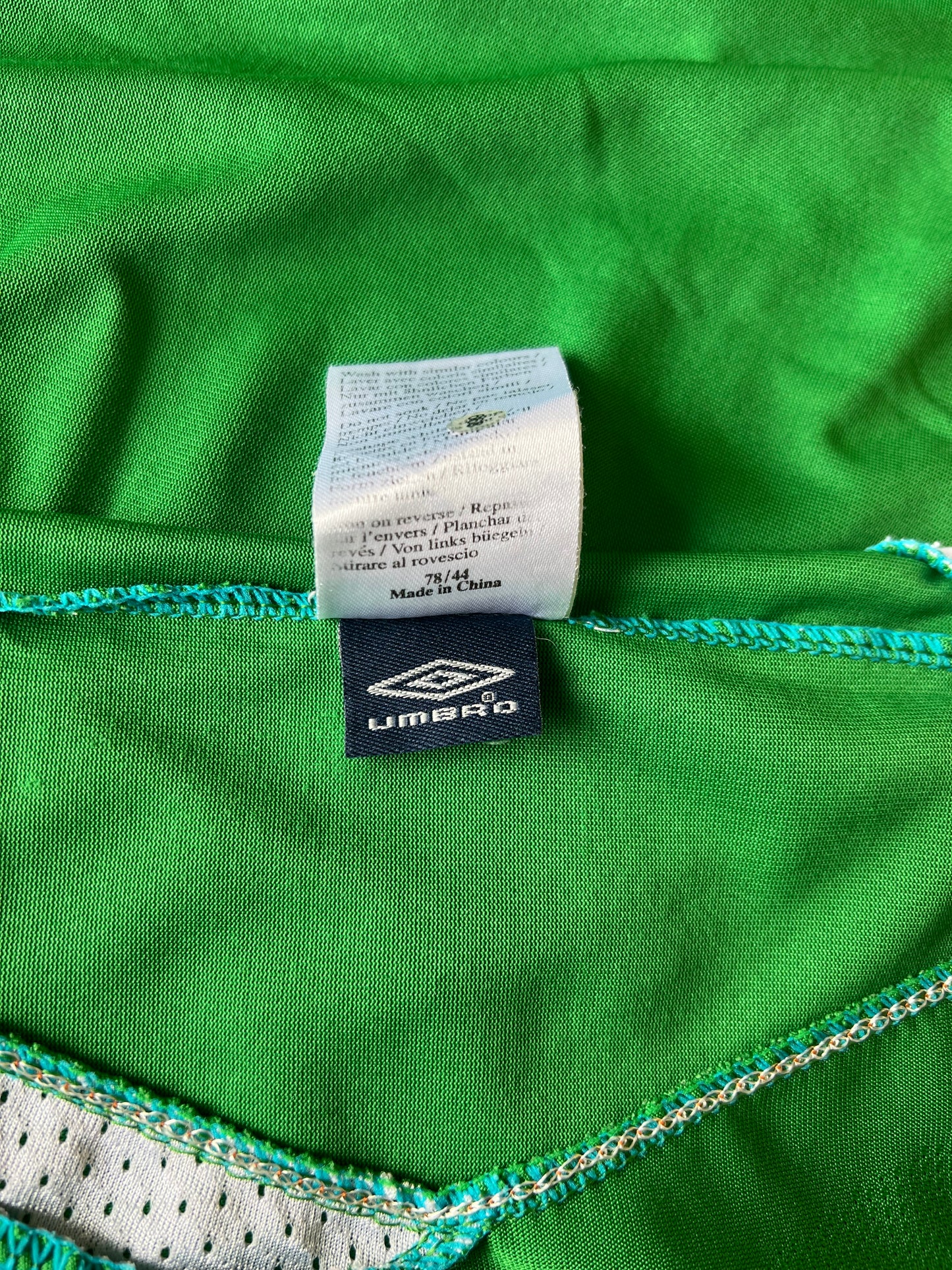 Vintage Umbro Ireland Home Jersey 2006 Small
