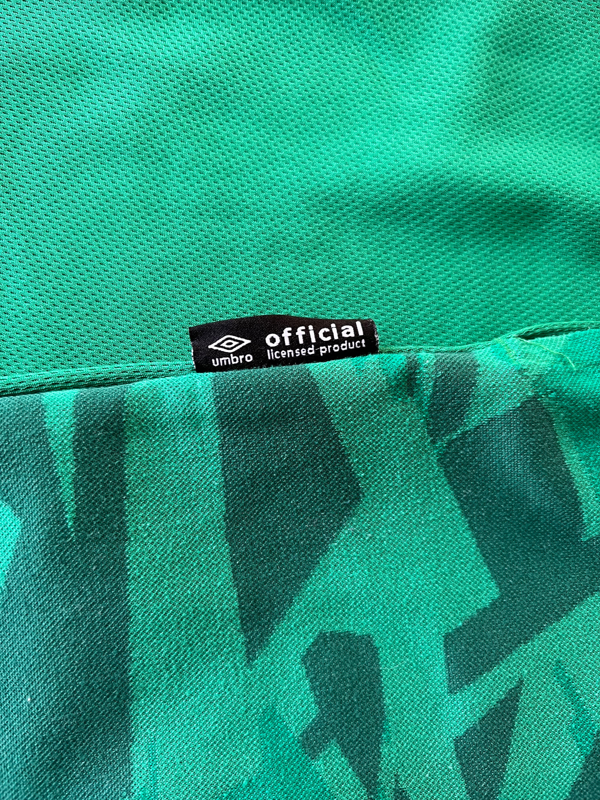 Umbro Ireland Home Jersey 2022 Small Long Sleeve